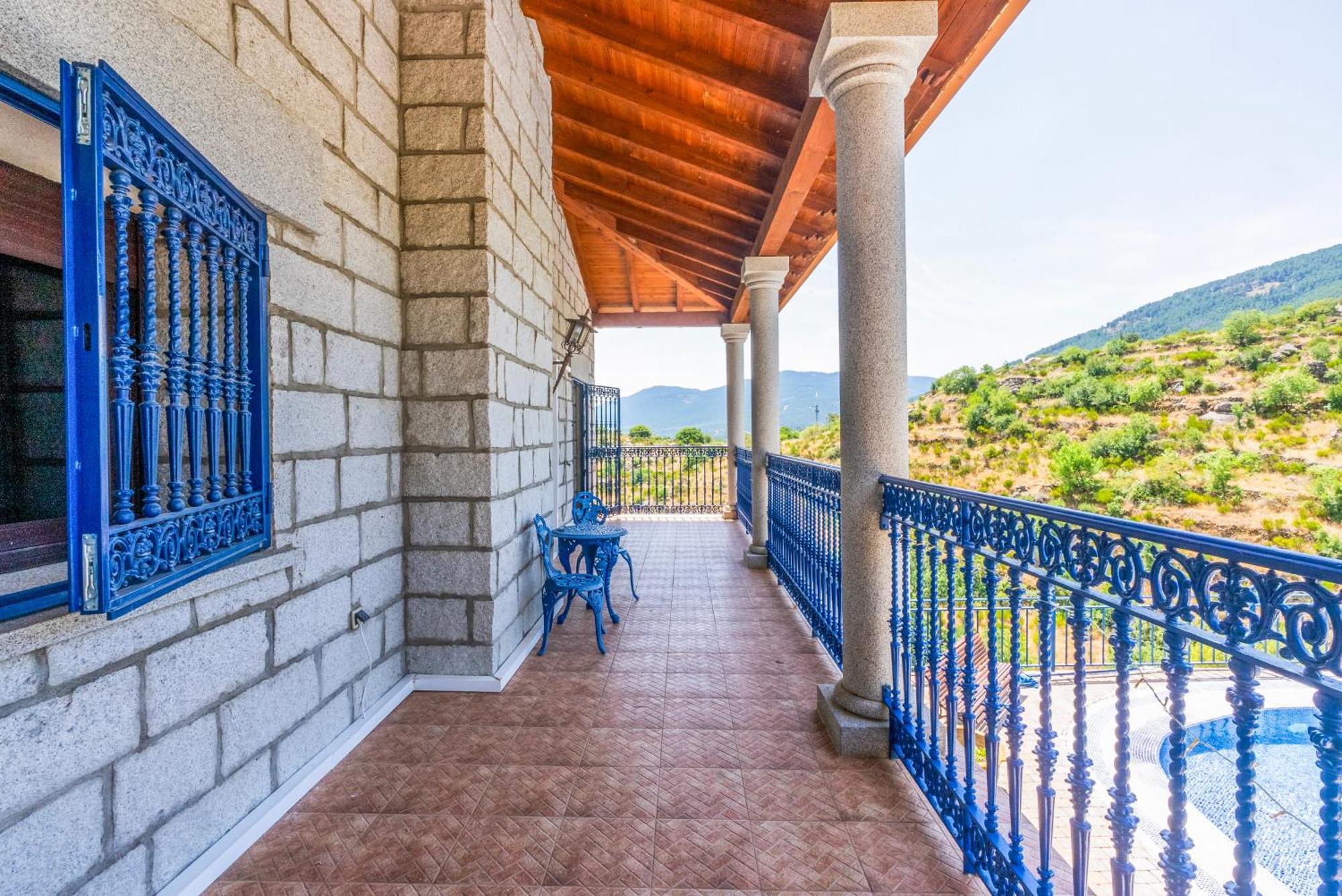 Mansion Con Jacuzzi A 40 Grados, Gran Piscina Y Padel Vila El Tiemblo Exterior foto